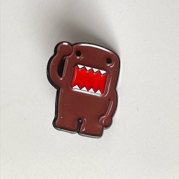 Domo Kun Enamel Pin Anime Cartoon Japan Kawaii Y2K Emo Mall Goth Tweemo Scene - Picture 3 of 6